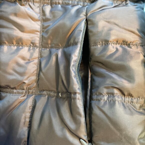 Eddie Bauer Premium Goose Down Puffer Vest Dark Brown Snap Zip Close Size Medium - Picture 7 of 7